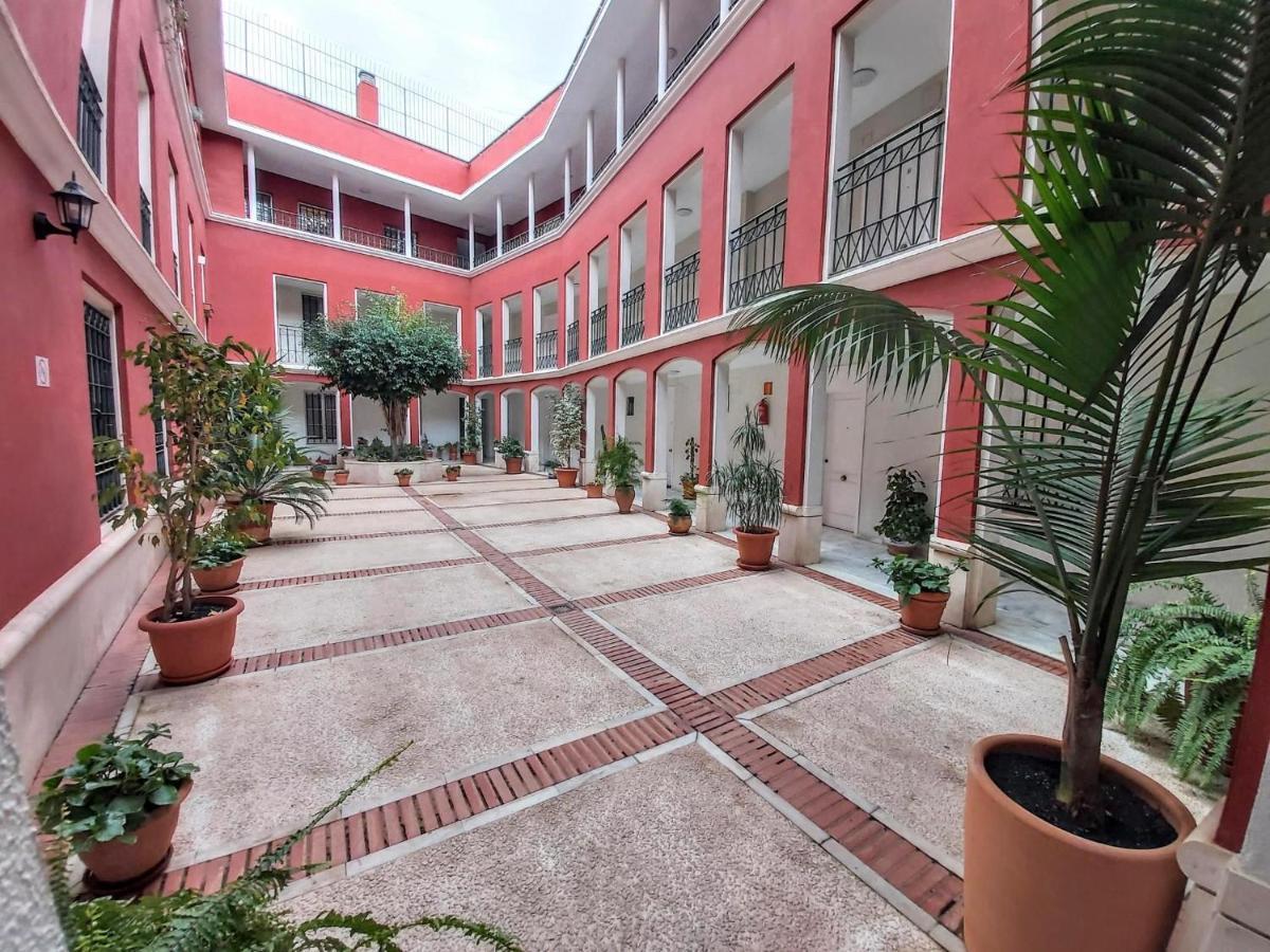 Апартаменты Misterhost Conde De Ibarra 2Hab, Parking Севилья Экстерьер фото